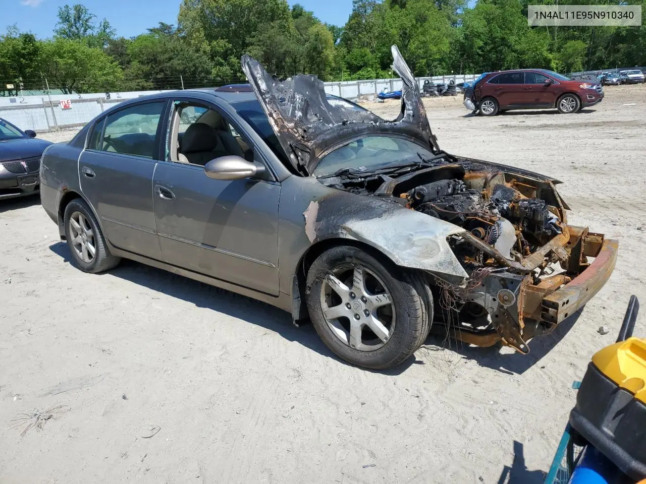 2005 Nissan Altima S VIN: 1N4AL11E95N910340 Lot: 55990745