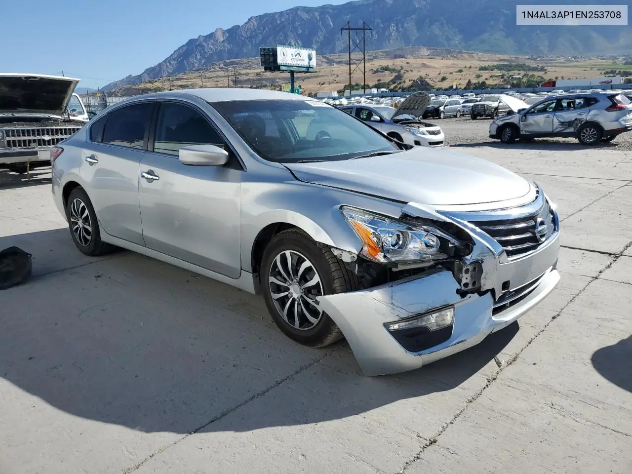 2014 Nissan Altima 2.5 VIN: 1N4AL3AP1EN253708 Lot: 62947425