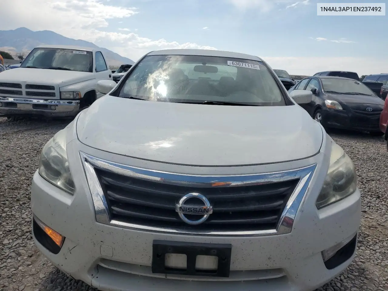 2014 Nissan Altima 2.5 VIN: 1N4AL3AP1EN237492 Lot: 63071115