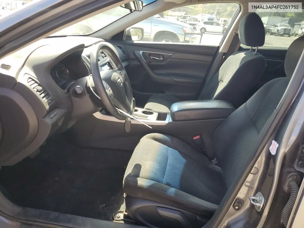 2015 Nissan Altima 2.5 VIN: 1N4AL3AP4FC261752 Lot: 53968285