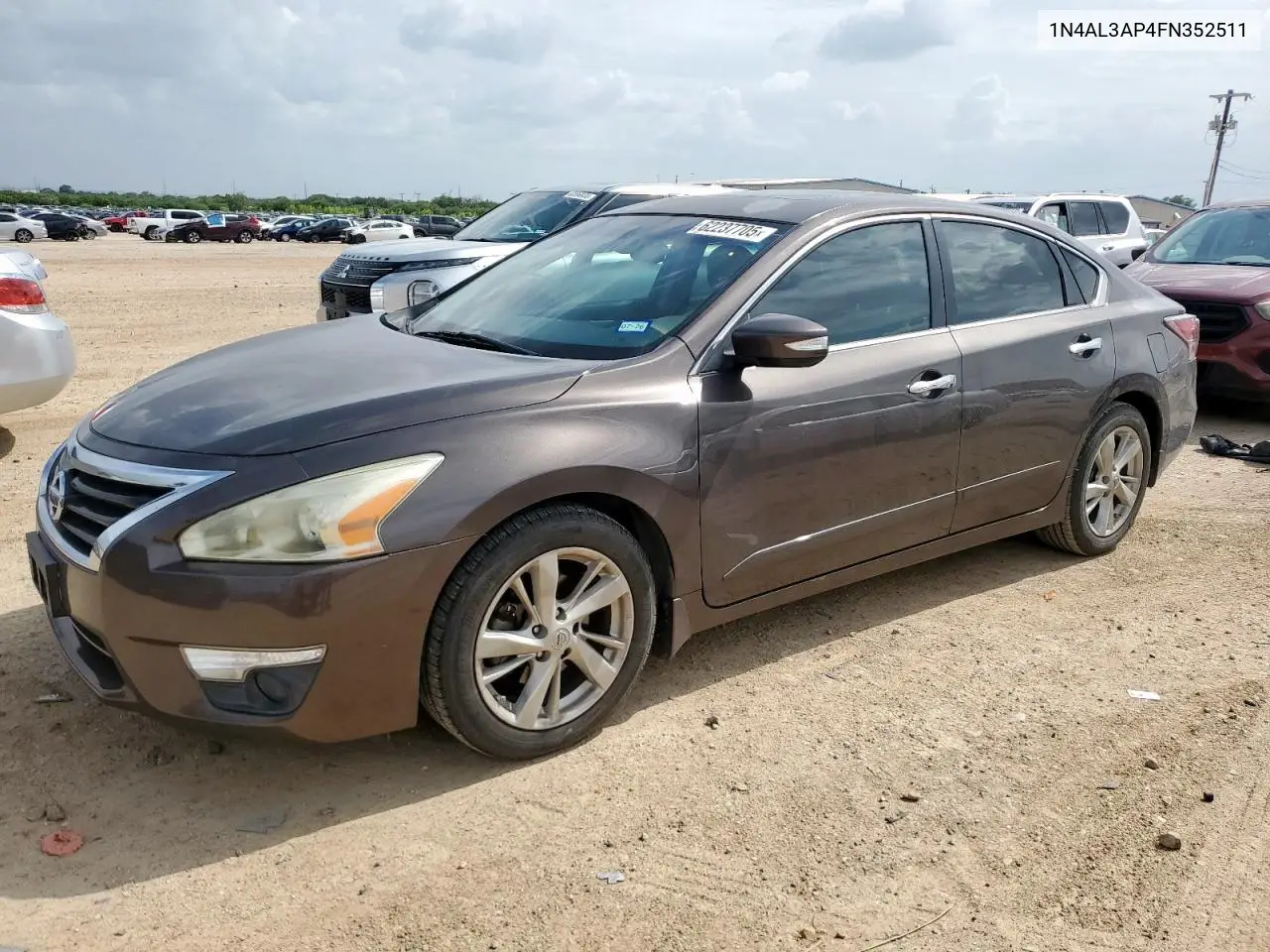2015 Nissan Altima 2.5 VIN: 1N4AL3AP4FN352511 Lot: 62237705