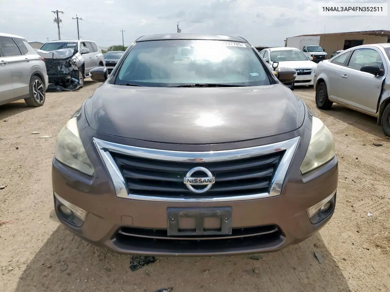 2015 Nissan Altima 2.5 VIN: 1N4AL3AP4FN352511 Lot: 62237705