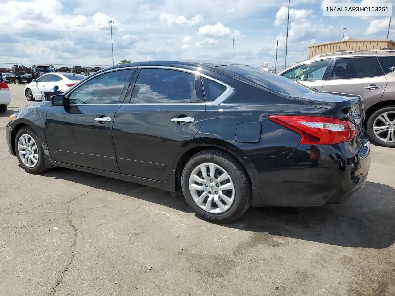 2017 Nissan Altima 2.5 VIN: 1N4AL3AP3HC163251 Lot: 61991825