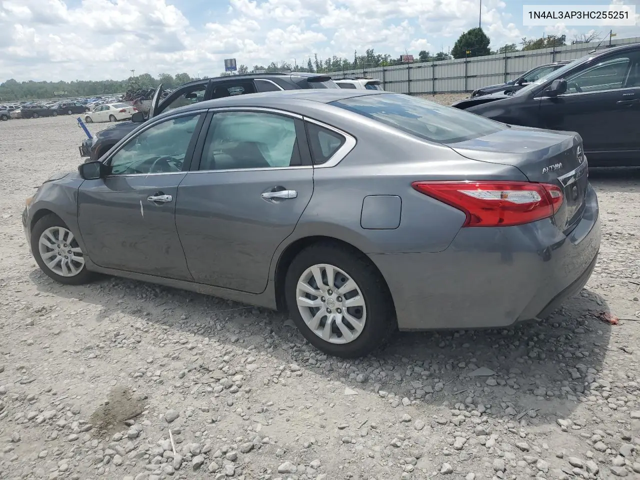 2017 Nissan Altima 2.5 VIN: 1N4AL3AP3HC255251 Lot: 62882245