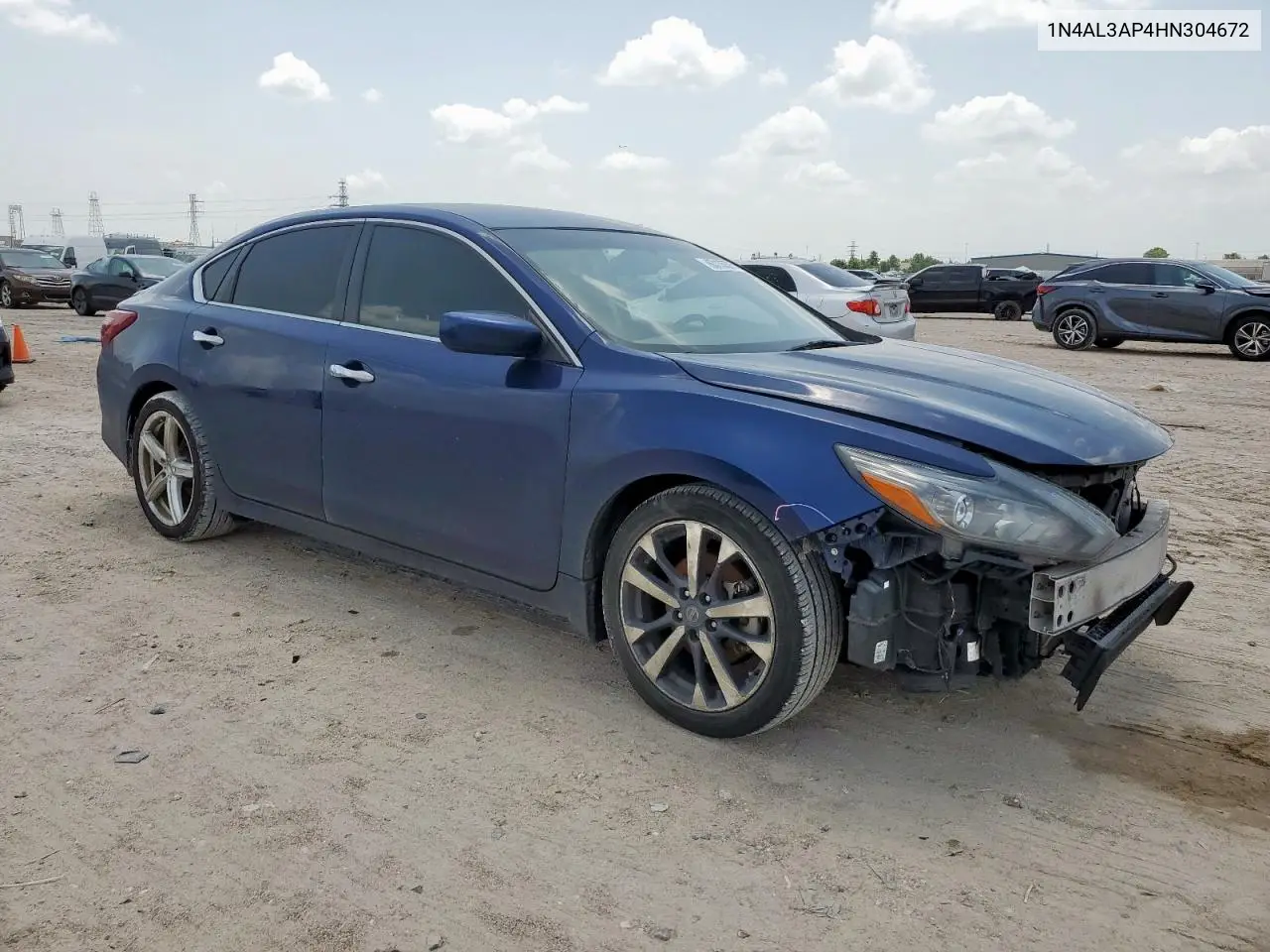 2017 Nissan Altima 2.5 VIN: 1N4AL3AP4HN304672 Lot: 63135575
