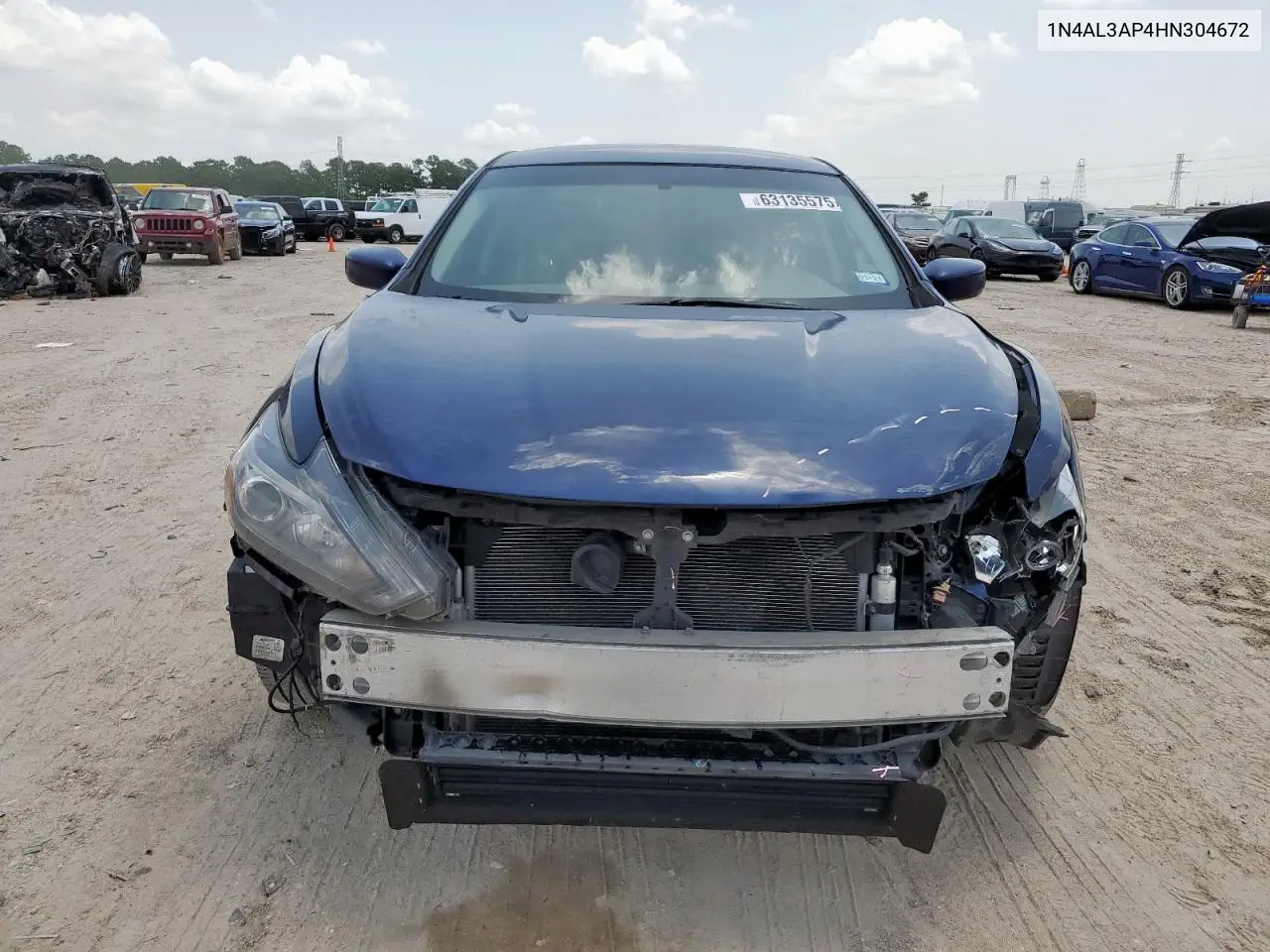 2017 Nissan Altima 2.5 VIN: 1N4AL3AP4HN304672 Lot: 63135575