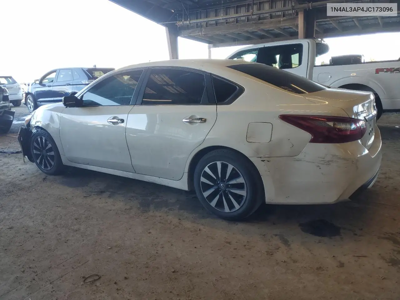 2018 Nissan Altima 2.5 VIN: 1N4AL3AP4JC173096 Lot: 43702915