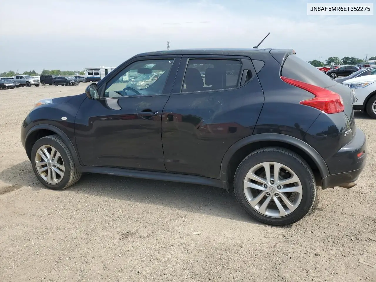 2014 Nissan Juke S VIN: JN8AF5MR6ET352275 Lot: 62381165