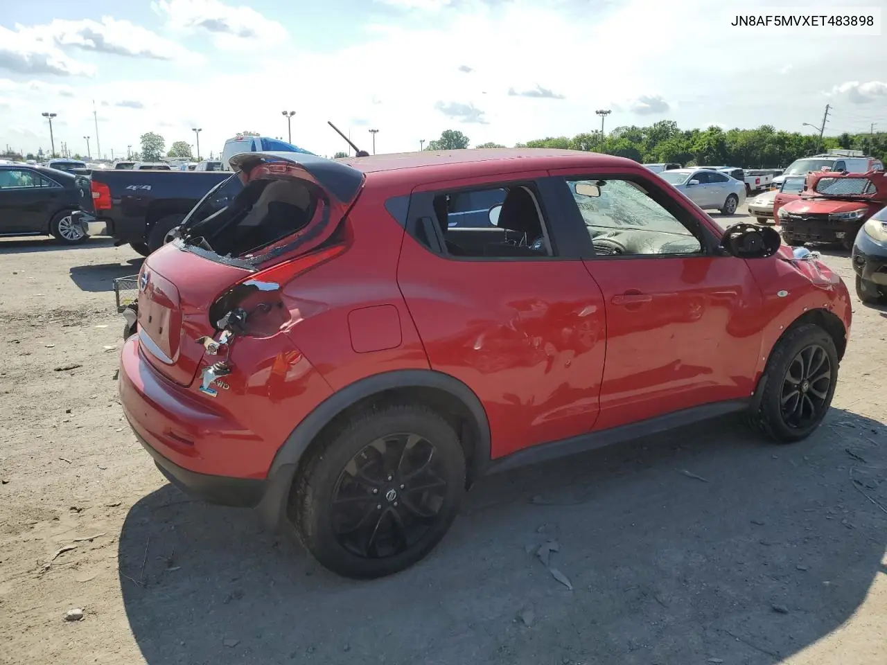 2014 Nissan Juke S VIN: JN8AF5MVXET483898 Lot: 62794865