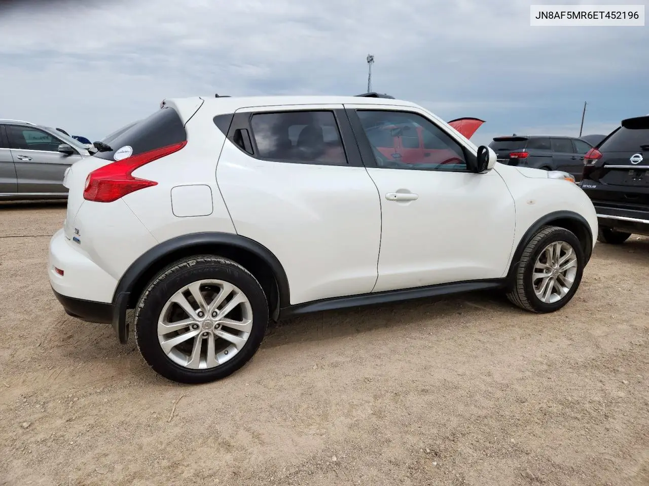 2014 Nissan Juke S VIN: JN8AF5MR6ET452196 Lot: 63039495