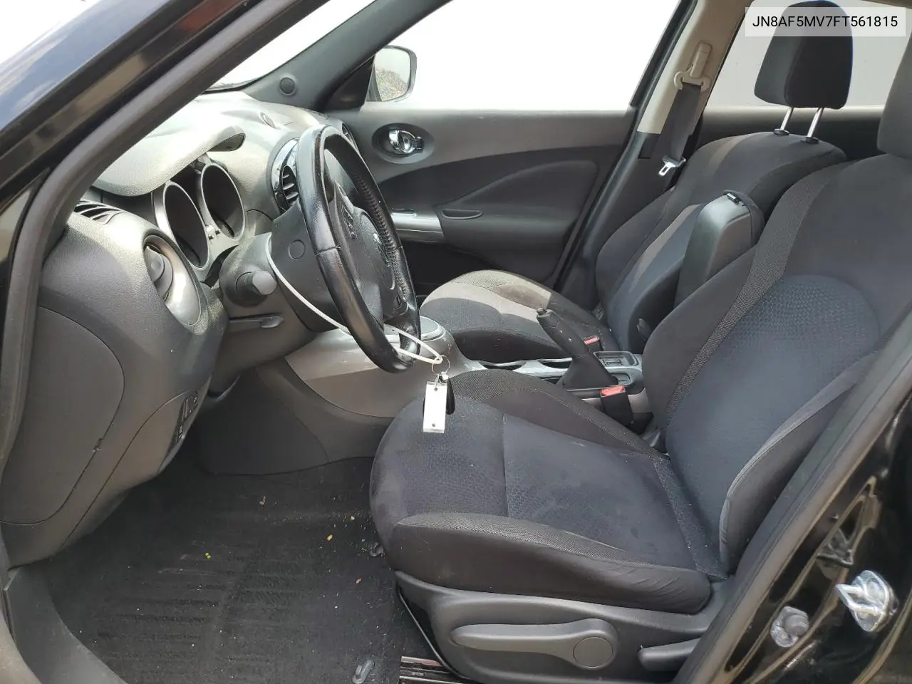 2015 Nissan Juke S VIN: JN8AF5MV7FT561815 Lot: 62285125