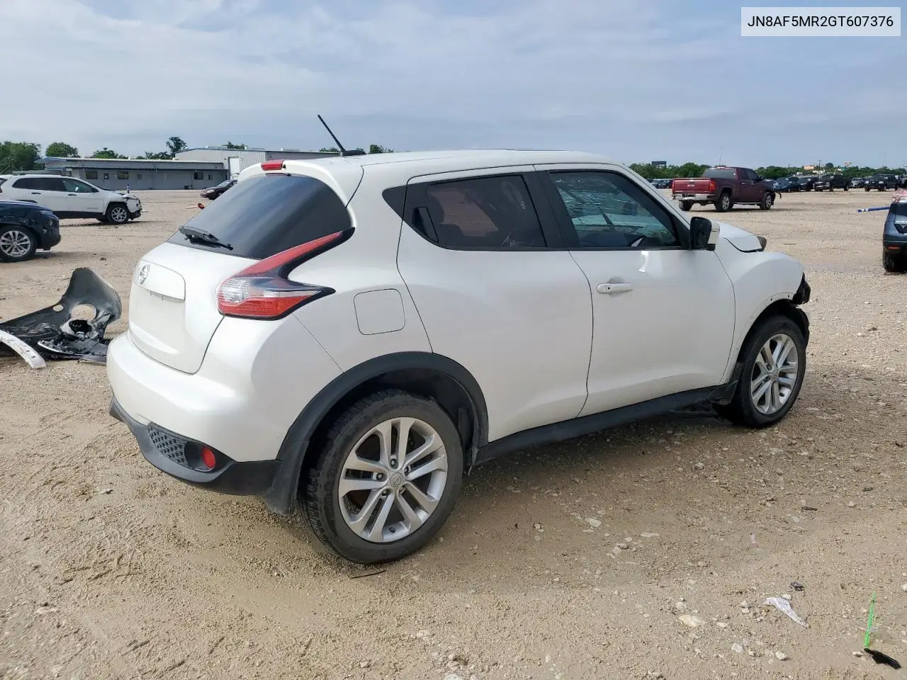 2016 Nissan Juke S VIN: JN8AF5MR2GT607376 Lot: 58487485