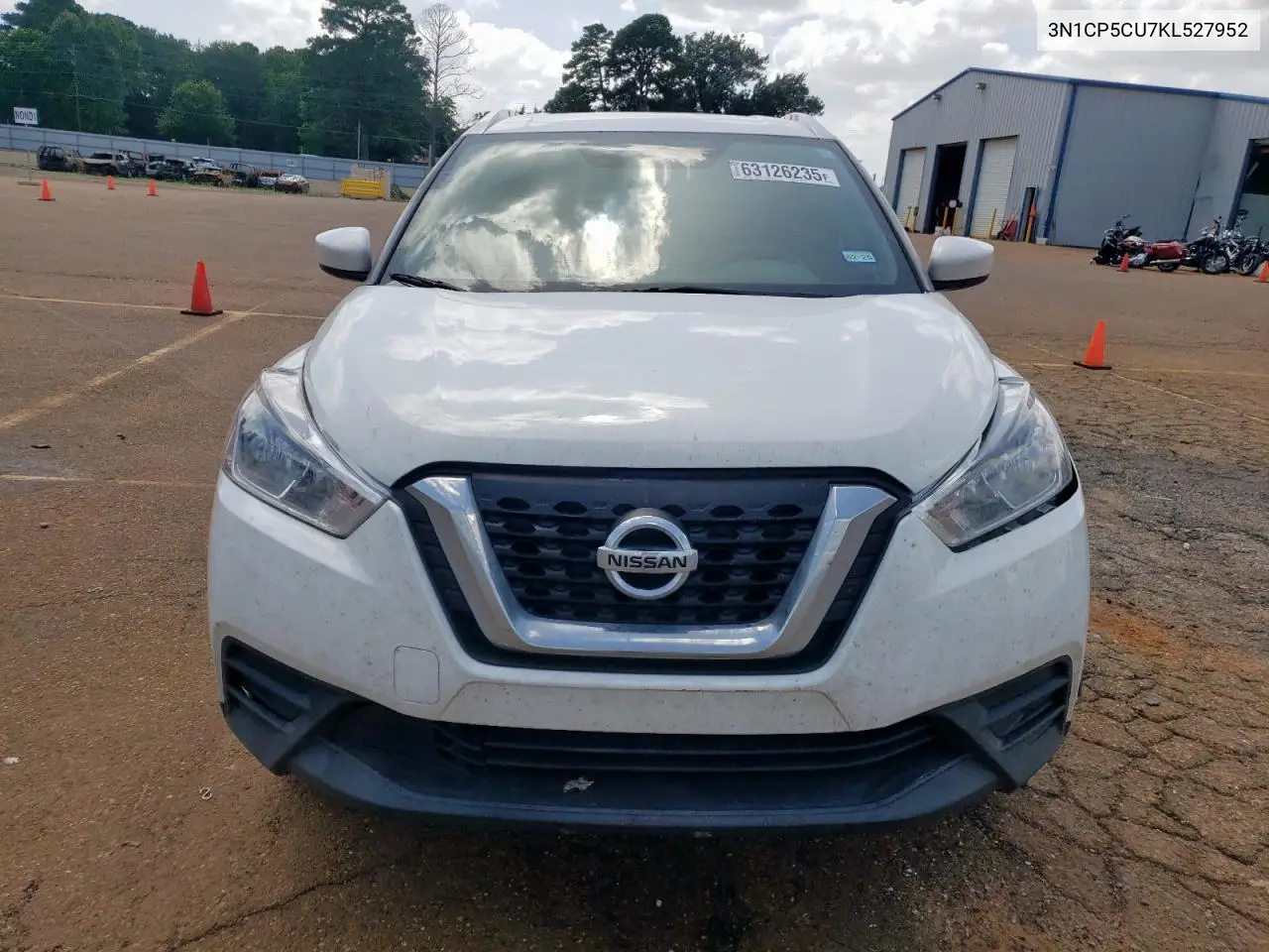 2019 Nissan Kicks S VIN: 3N1CP5CU7KL527952 Lot: 63126235