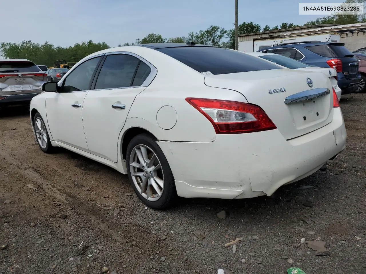 2009 Nissan Maxima S VIN: 1N4AA51E69C823235 Lot: 56633095