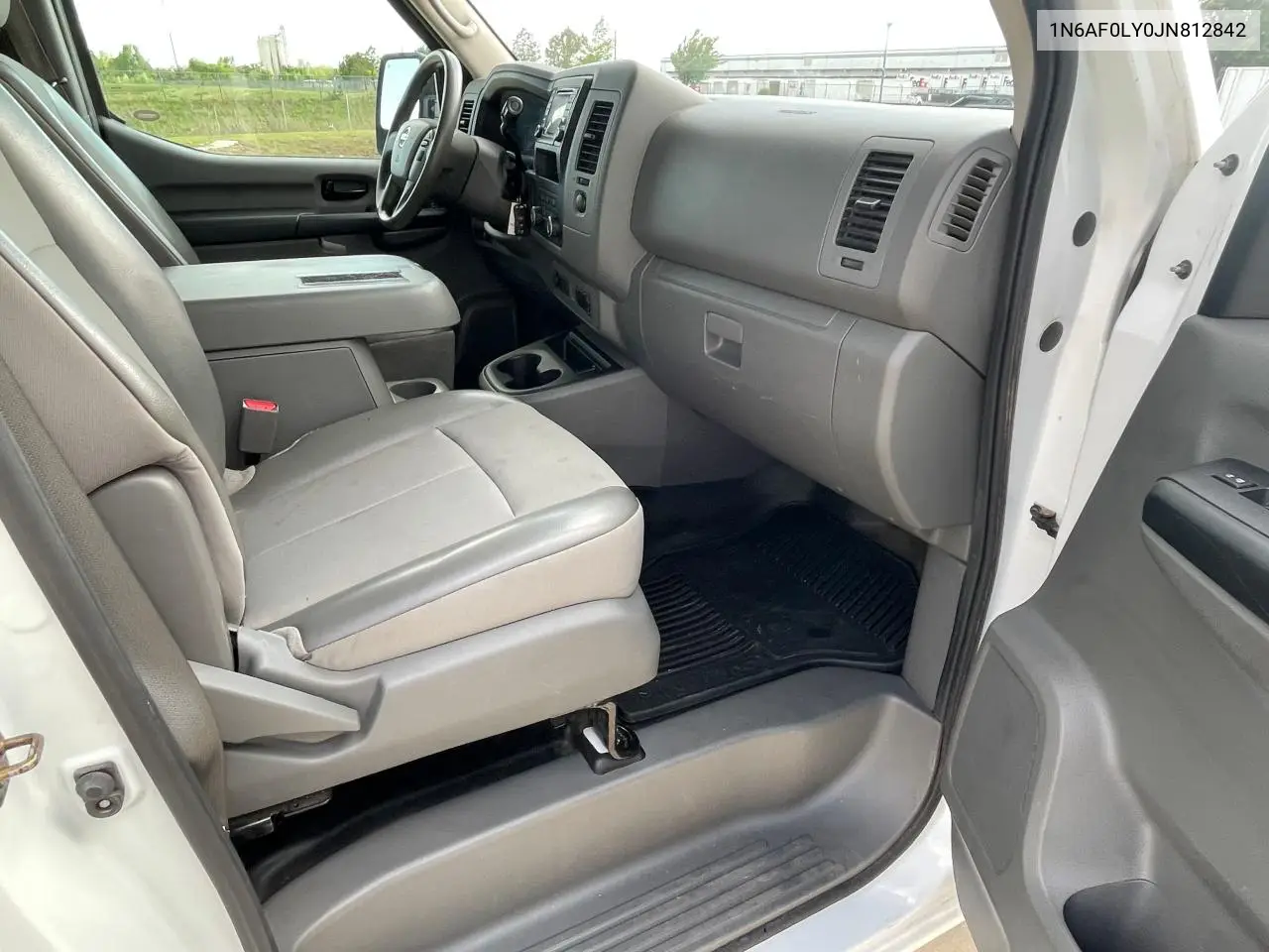 2018 Nissan Nv 2500 S VIN: 1N6AF0LY0JN812842 Lot: 56940755