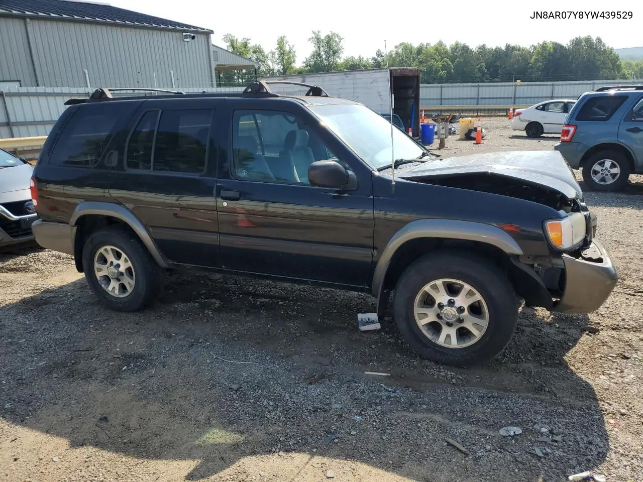 2000 Nissan Pathfinder Le VIN: JN8AR07Y8YW439529 Lot: 62534815