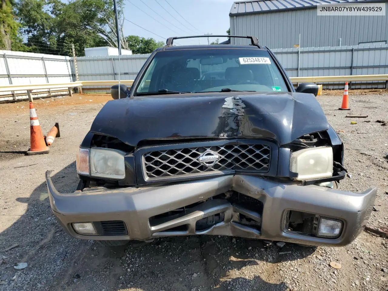 2000 Nissan Pathfinder Le VIN: JN8AR07Y8YW439529 Lot: 62534815