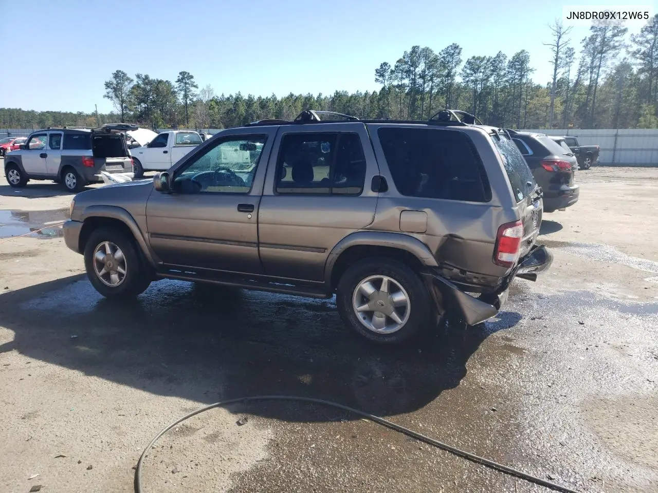 2002 Nissan Pathfinder Le VIN: JN8DR09X12W654372 Lot: 50500045
