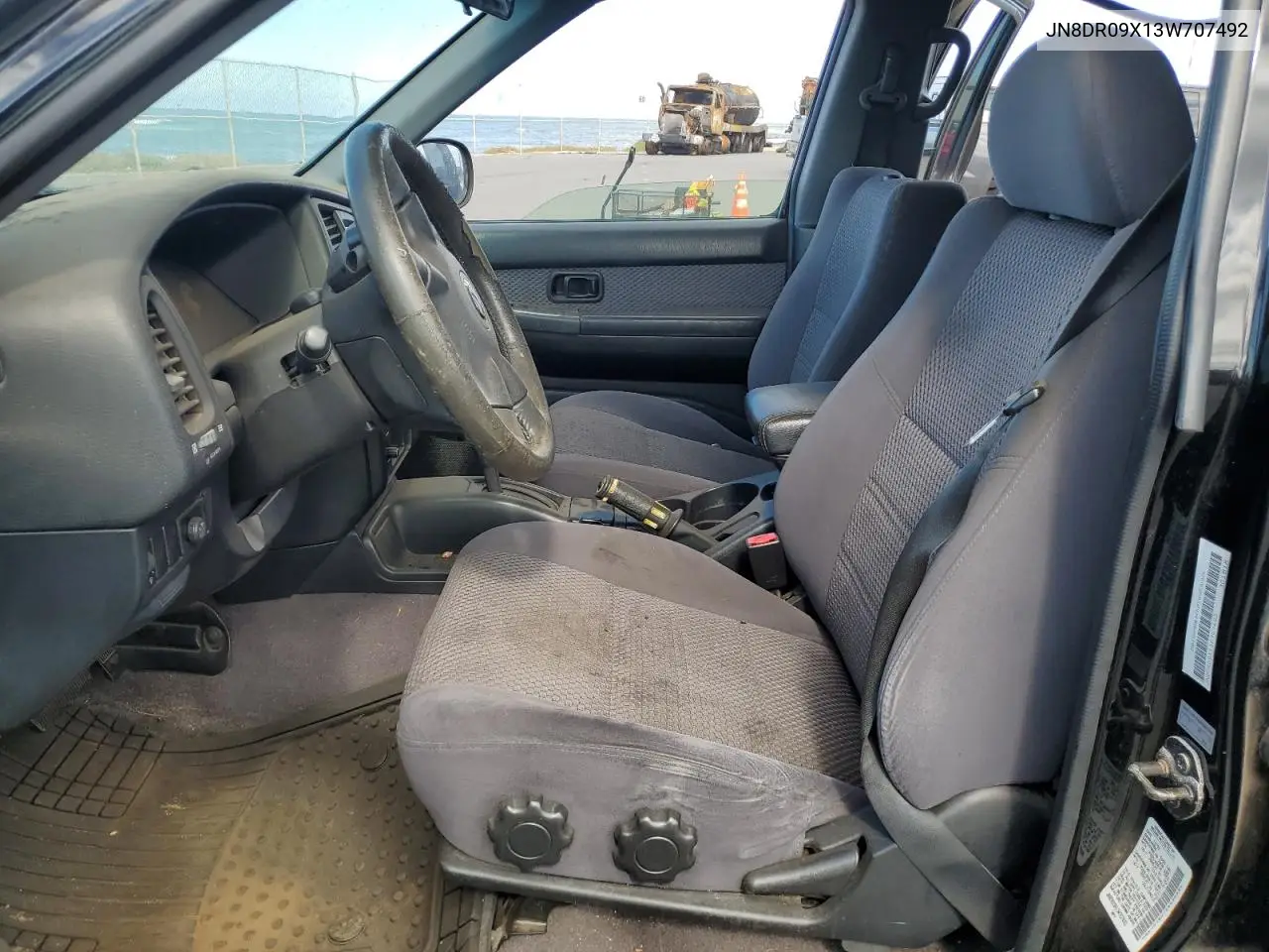 2003 Nissan Pathfinder Le VIN: JN8DR09X13W707492 Lot: 60746795