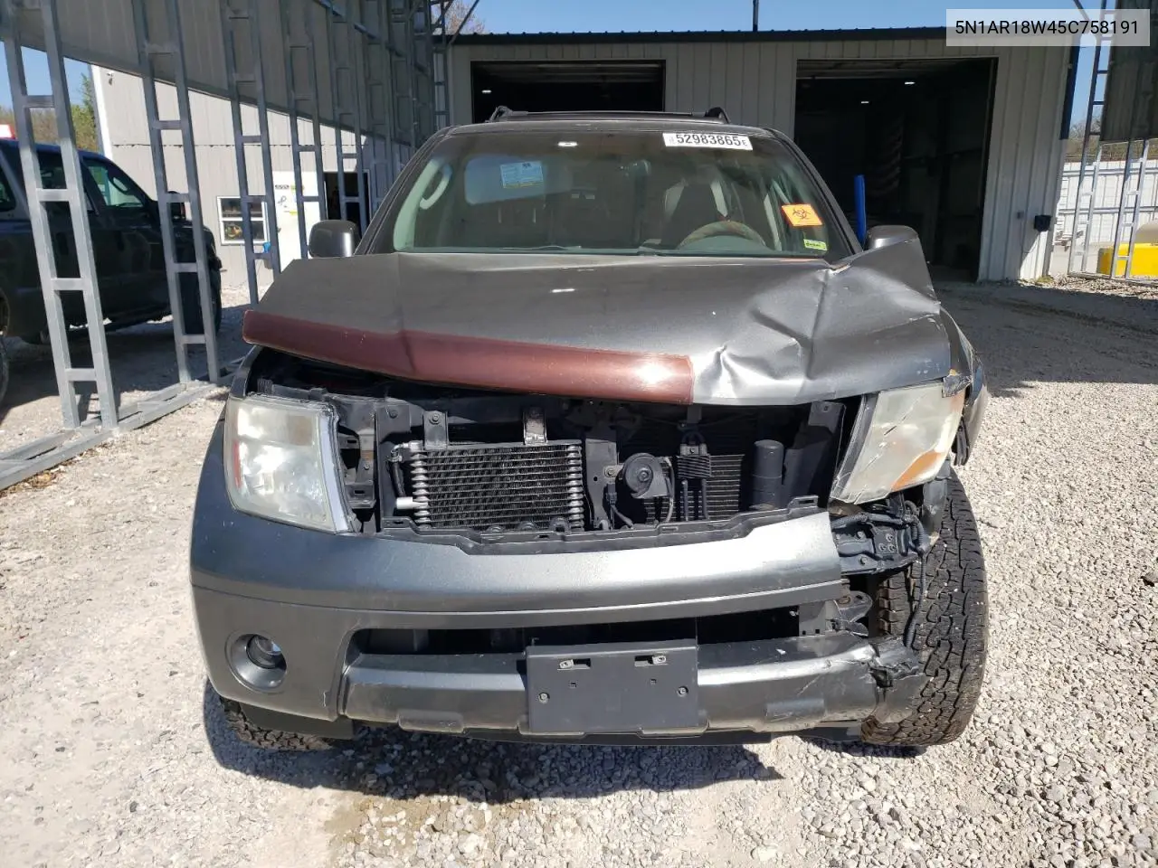 2005 Nissan Pathfinder Le VIN: 5N1AR18W45C758191 Lot: 52983865