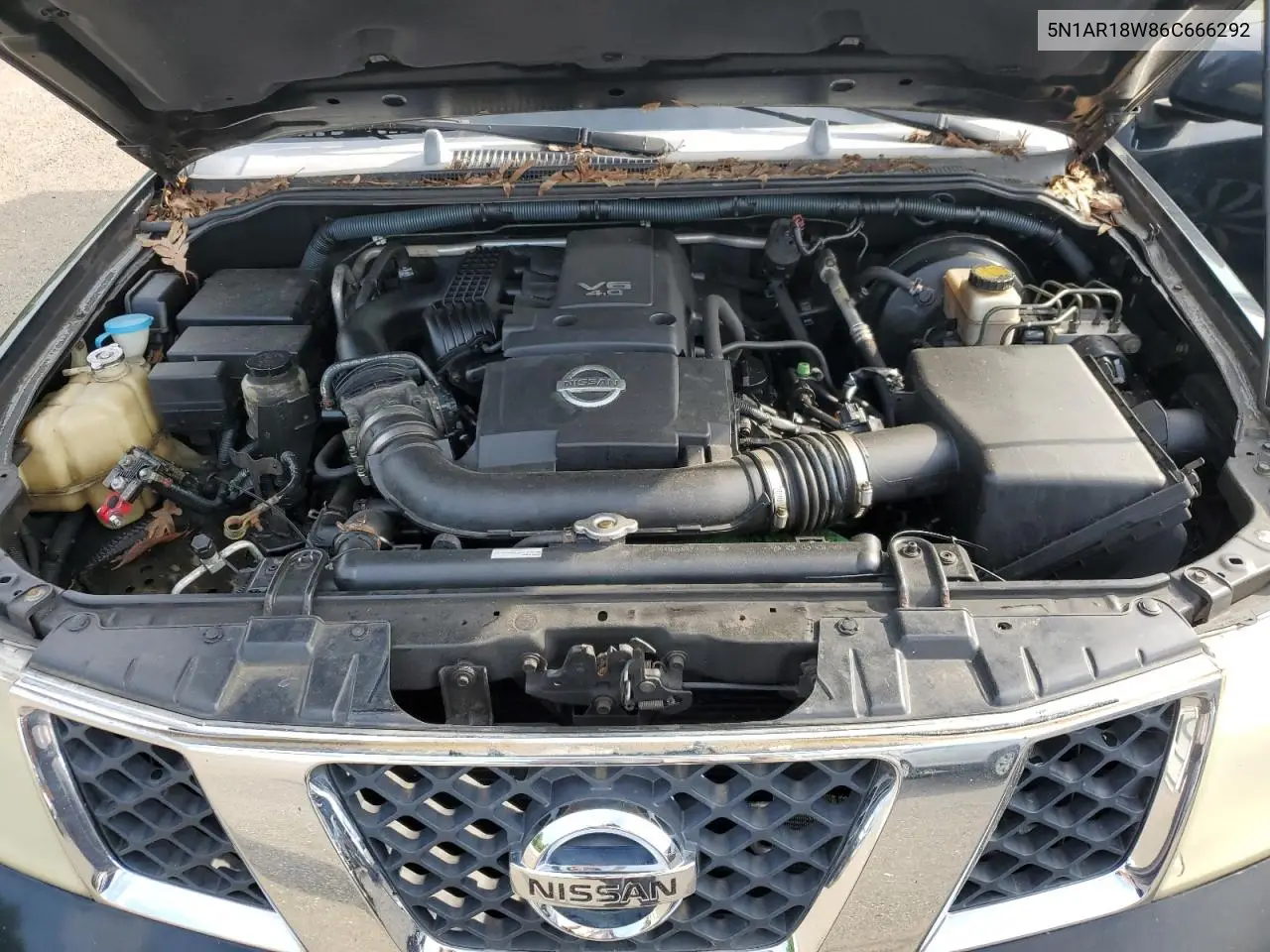 2006 Nissan Pathfinder Le VIN: 5N1AR18W86C666292 Lot: 62343855