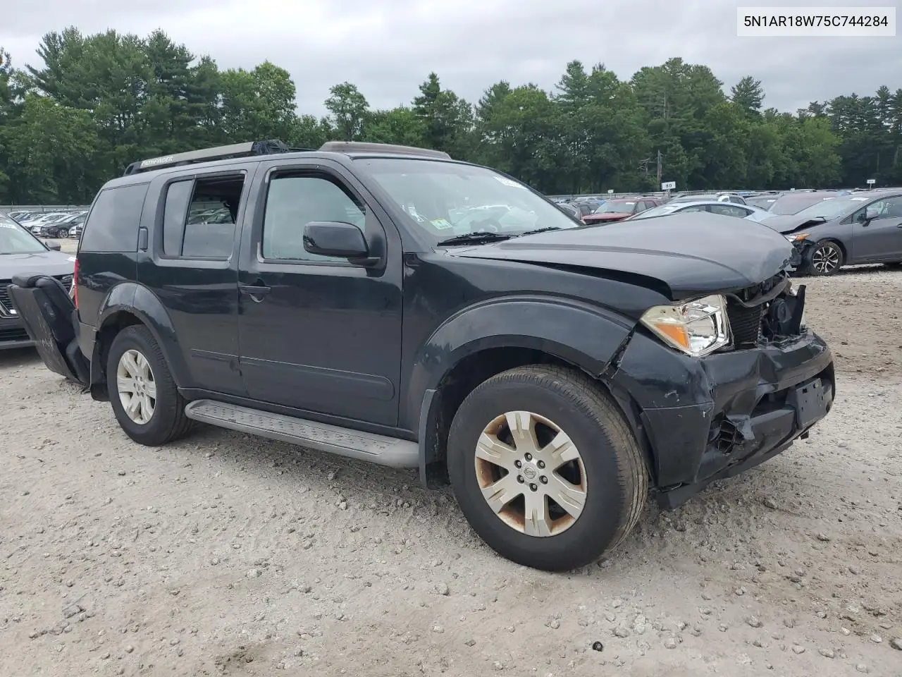 2005 Nissan Pathfinder Le VIN: 5N1AR18W75C744284 Lot: 63207425