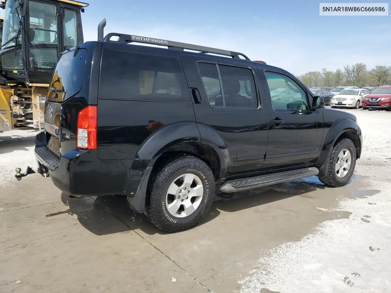 2006 Nissan Pathfinder Le VIN: 5N1AR18W86C666986 Lot: 52340425
