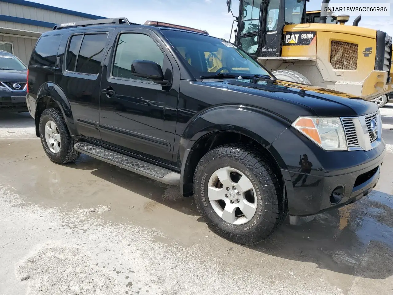 2006 Nissan Pathfinder Le VIN: 5N1AR18W86C666986 Lot: 52340425