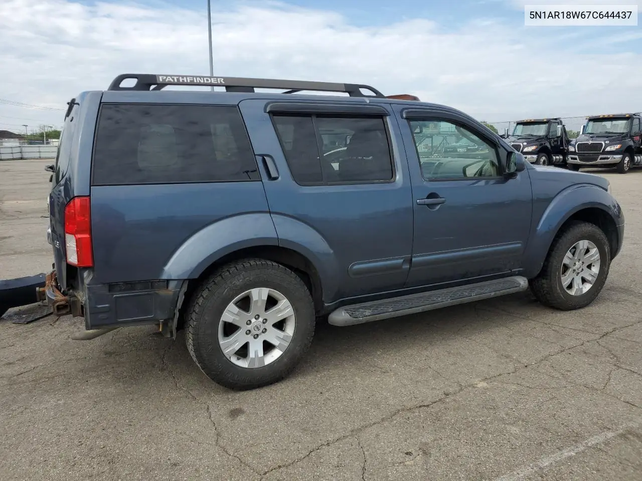2007 Nissan Pathfinder Le VIN: 5N1AR18W67C644437 Lot: 55785325