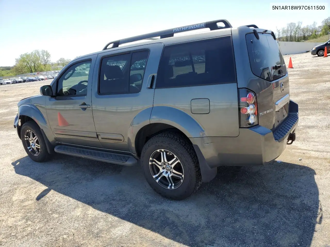 2007 Nissan Pathfinder Le VIN: 5N1AR18W97C611500 Lot: 55975945