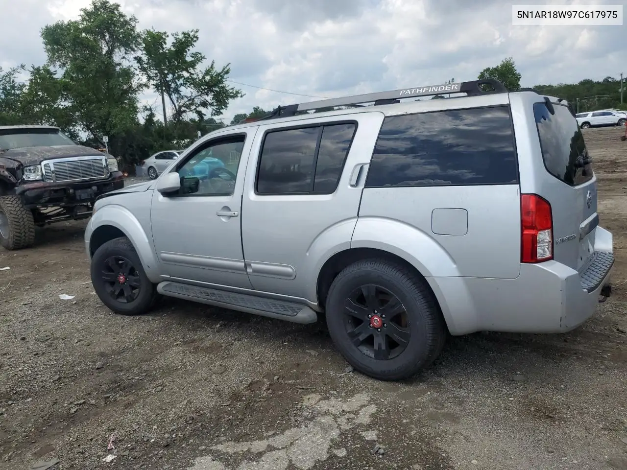 2007 Nissan Pathfinder Le VIN: 5N1AR18W97C617975 Lot: 62766385