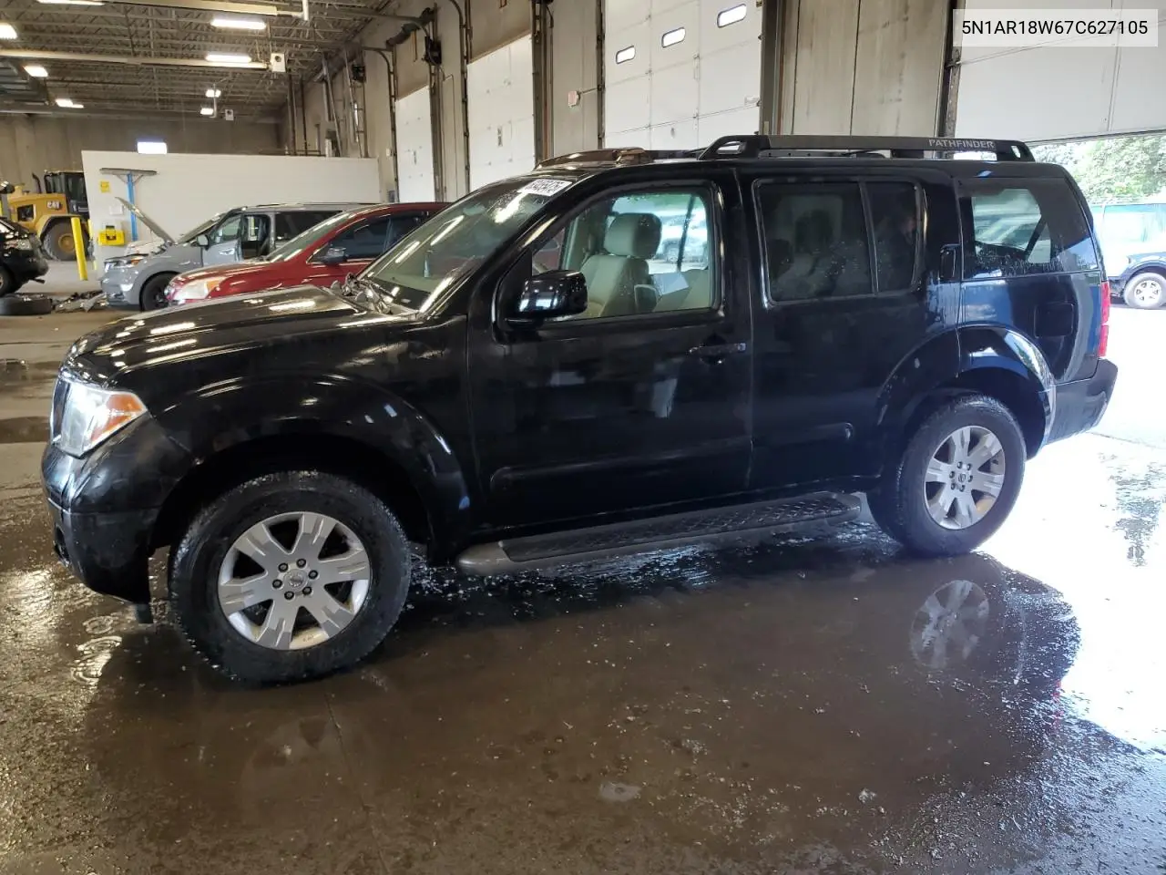 2007 Nissan Pathfinder Le VIN: 5N1AR18W67C627105 Lot: 63455475