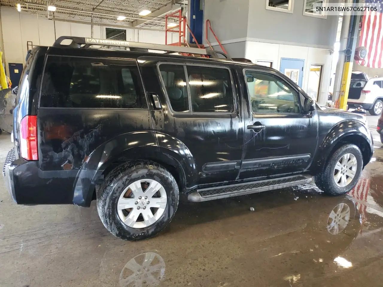 2007 Nissan Pathfinder Le VIN: 5N1AR18W67C627105 Lot: 63455475