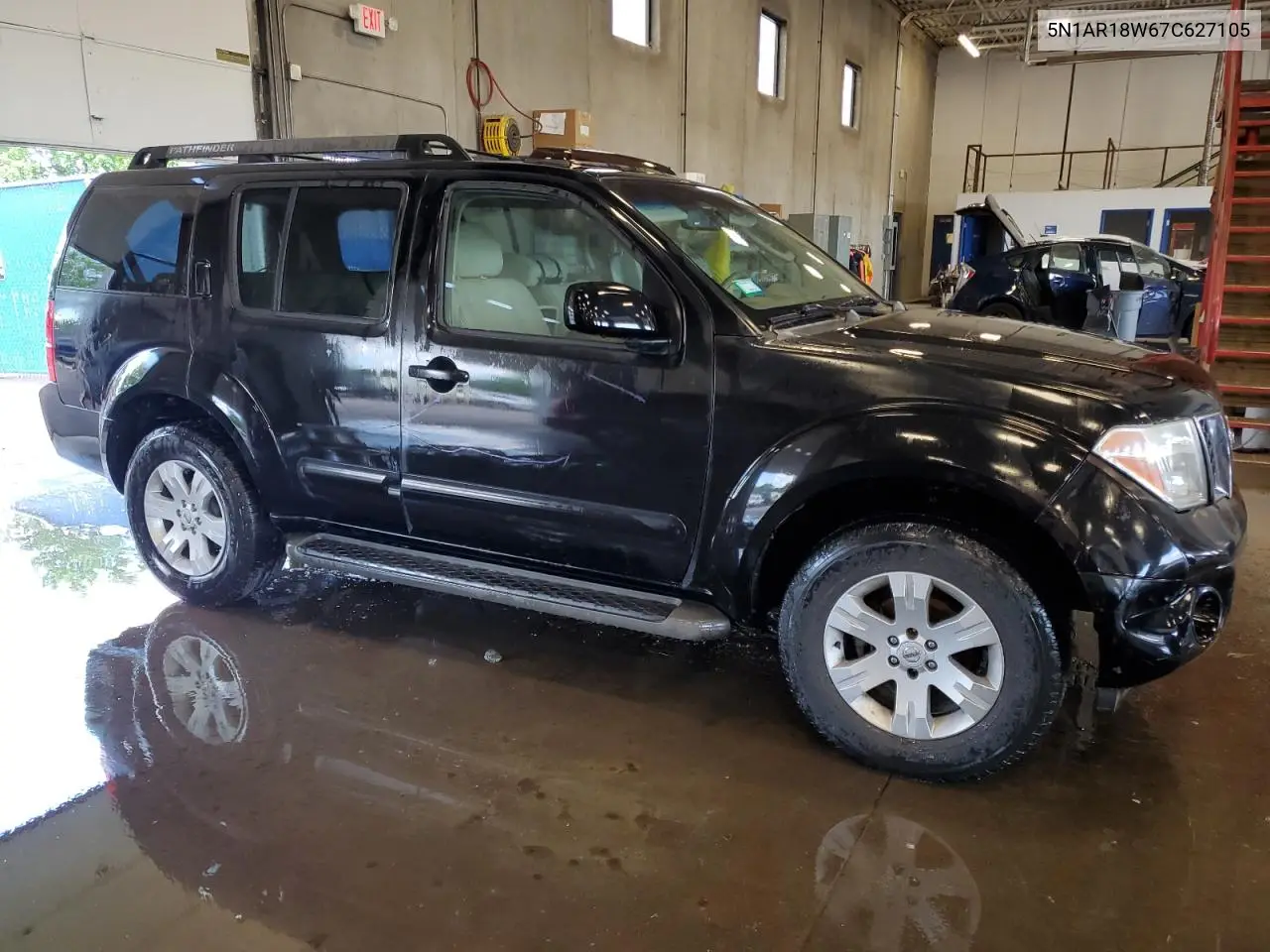 2007 Nissan Pathfinder Le VIN: 5N1AR18W67C627105 Lot: 63455475