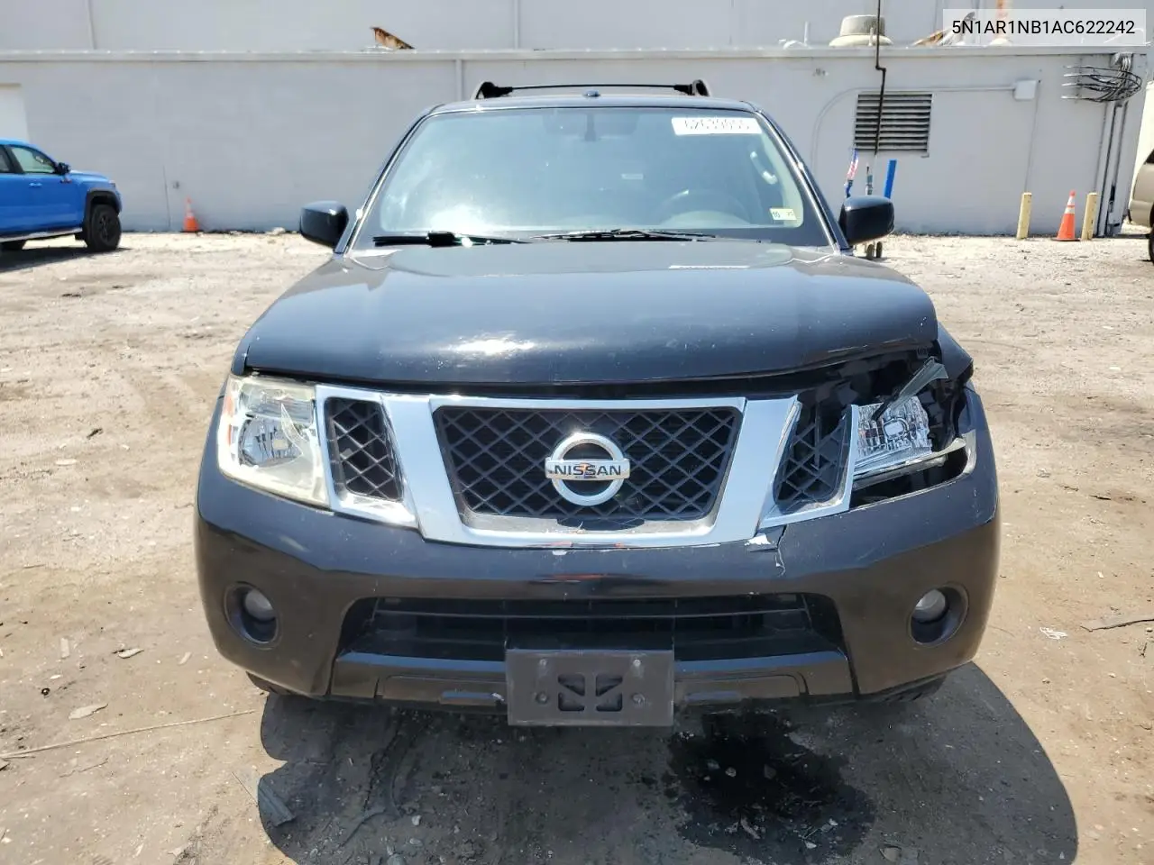 2010 Nissan Pathfinder S VIN: 5N1AR1NB1AC622242 Lot: 62639055