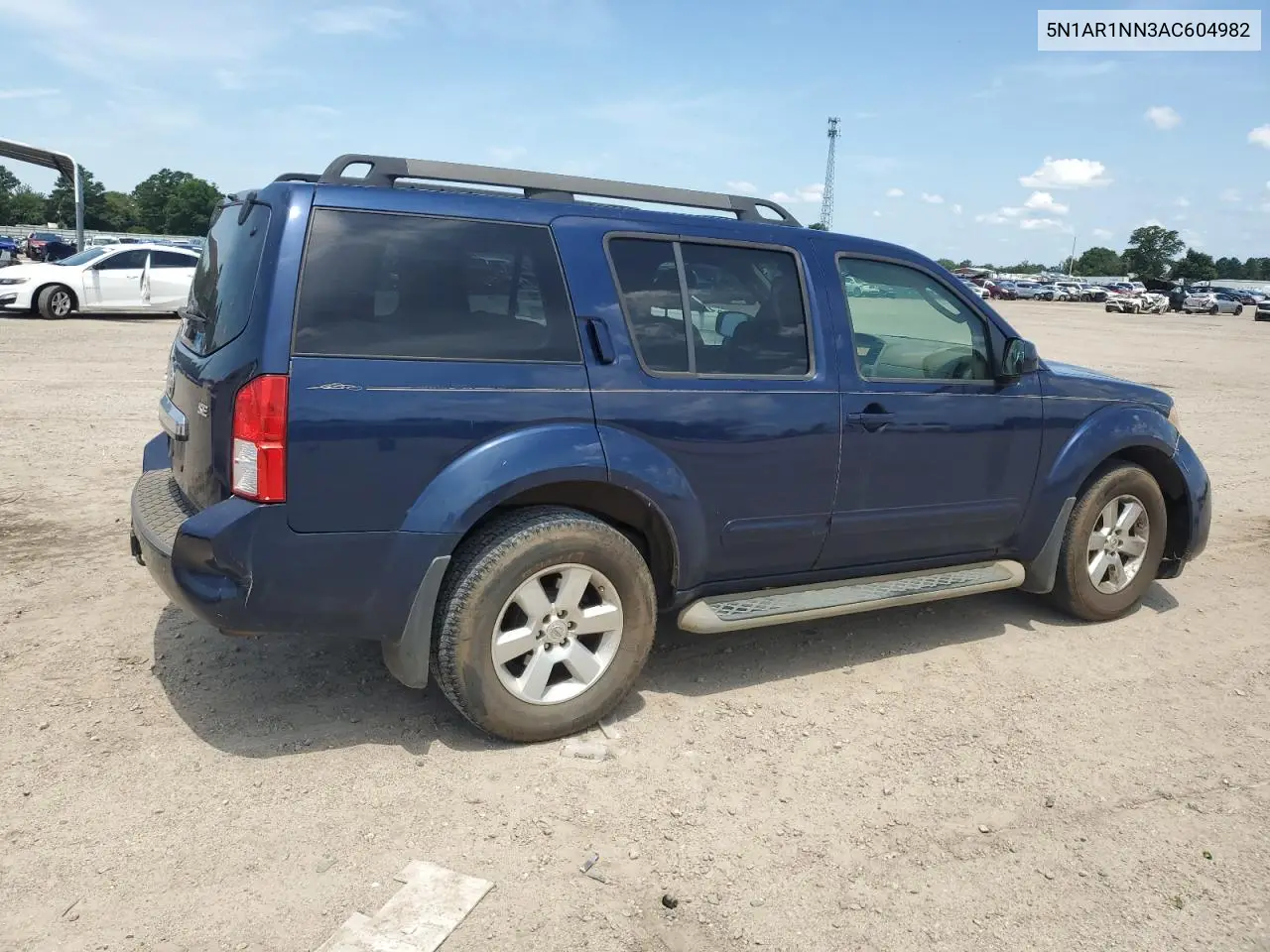 2010 Nissan Pathfinder S VIN: 5N1AR1NN3AC604982 Lot: 62890605