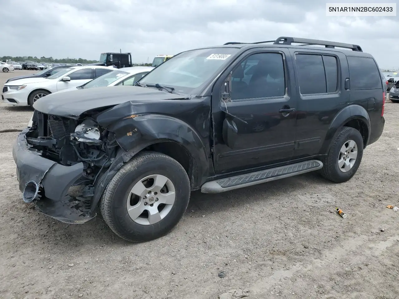 2011 Nissan Pathfinder S VIN: 5N1AR1NN2BC602433 Lot: 51319065
