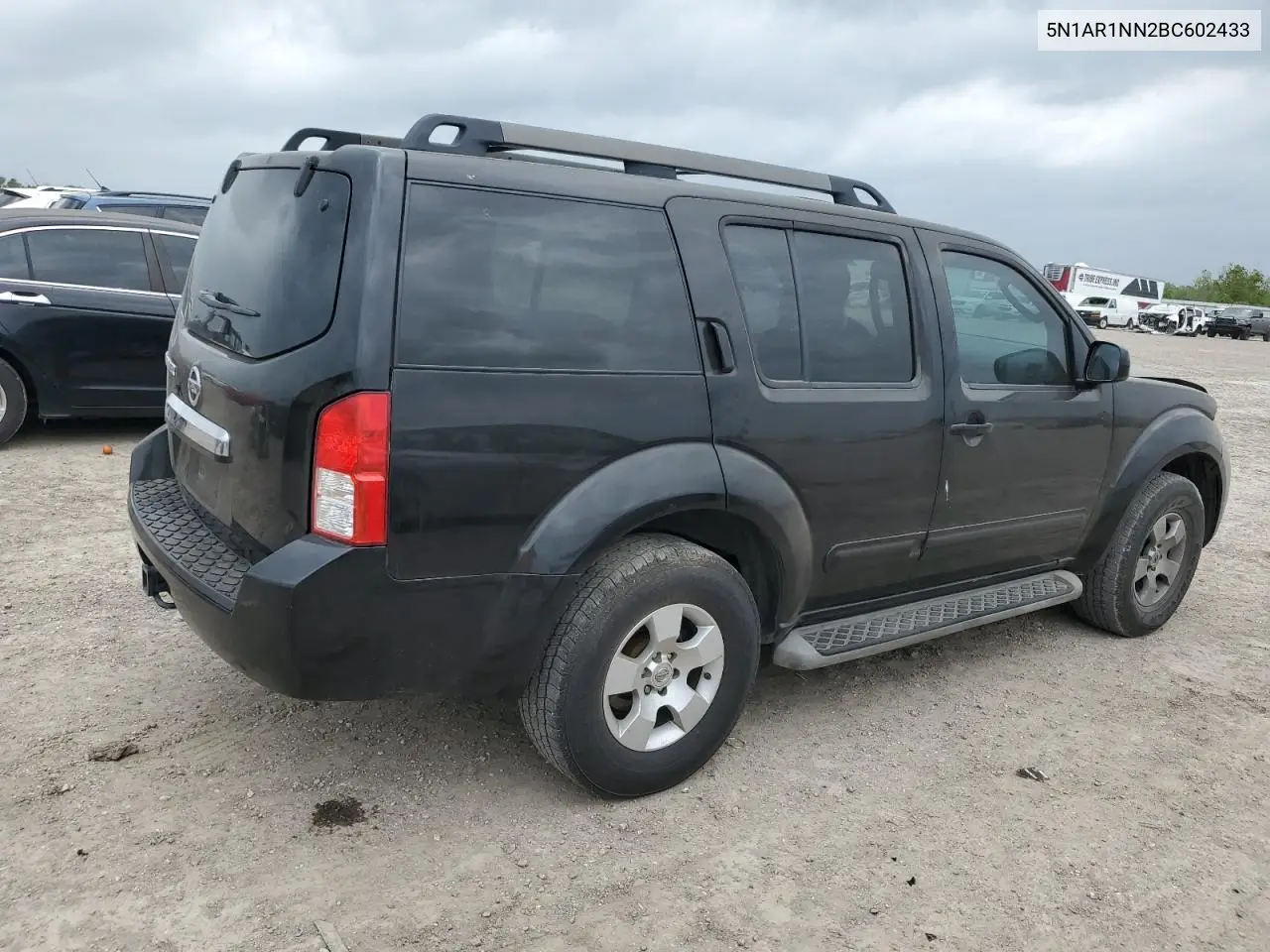 2011 Nissan Pathfinder S VIN: 5N1AR1NN2BC602433 Lot: 51319065