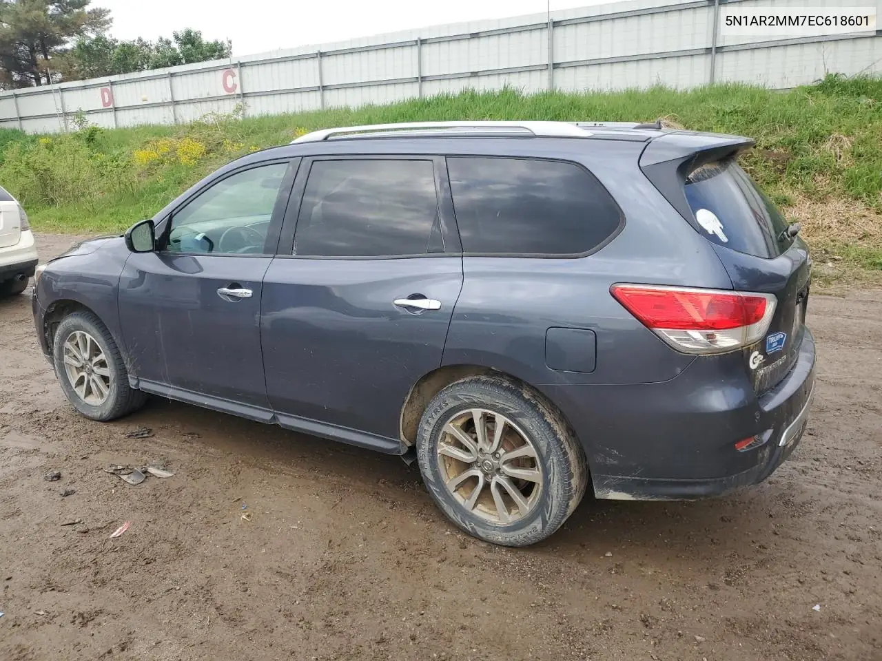 2014 Nissan Pathfinder S VIN: 5N1AR2MM7EC618601 Lot: 56364865