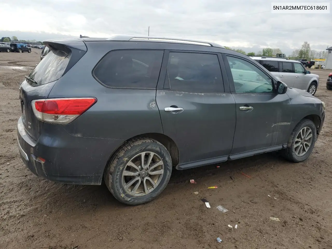2014 Nissan Pathfinder S VIN: 5N1AR2MM7EC618601 Lot: 56364865