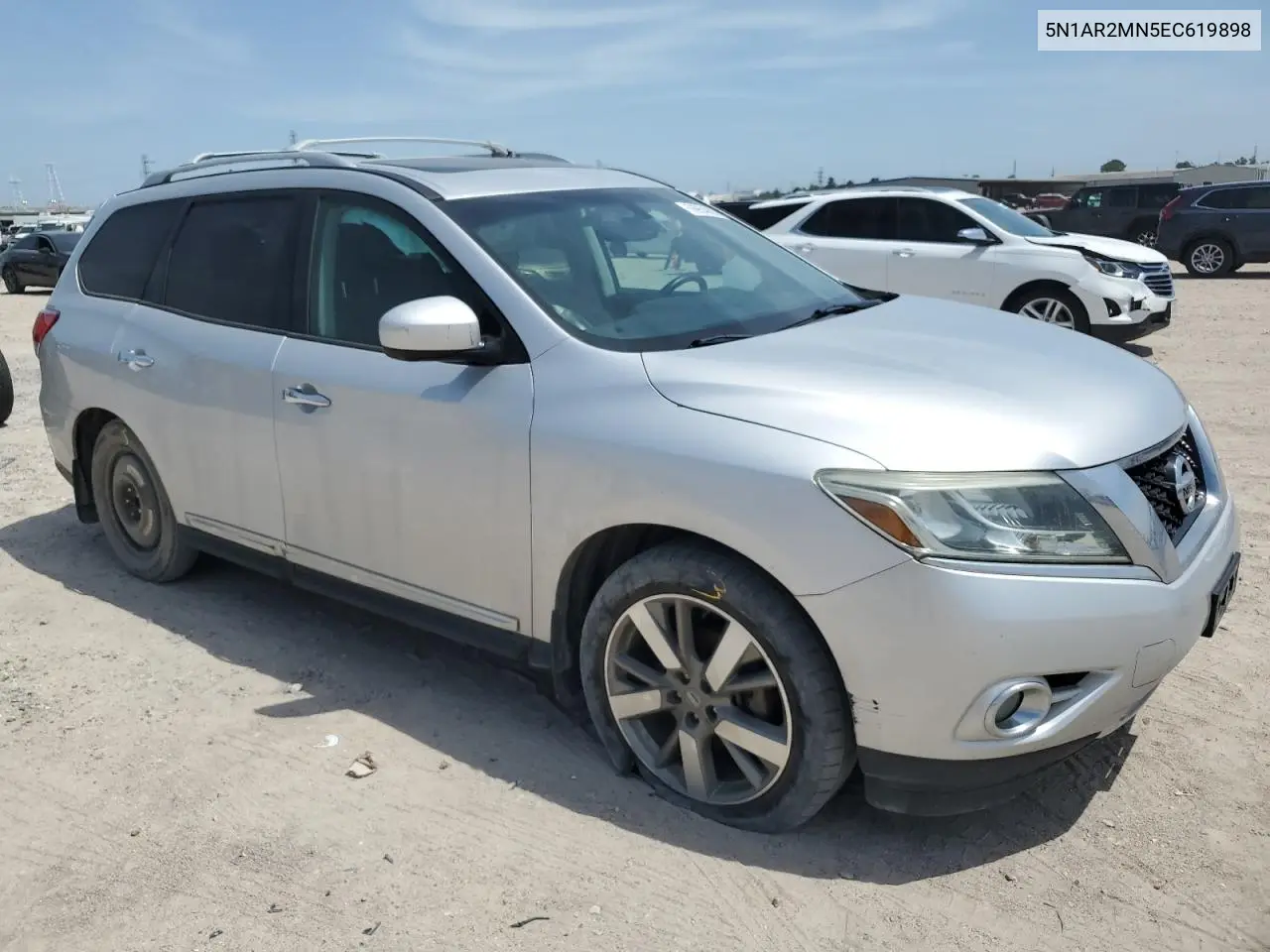 2014 Nissan Pathfinder S VIN: 5N1AR2MN5EC619898 Lot: 56954005