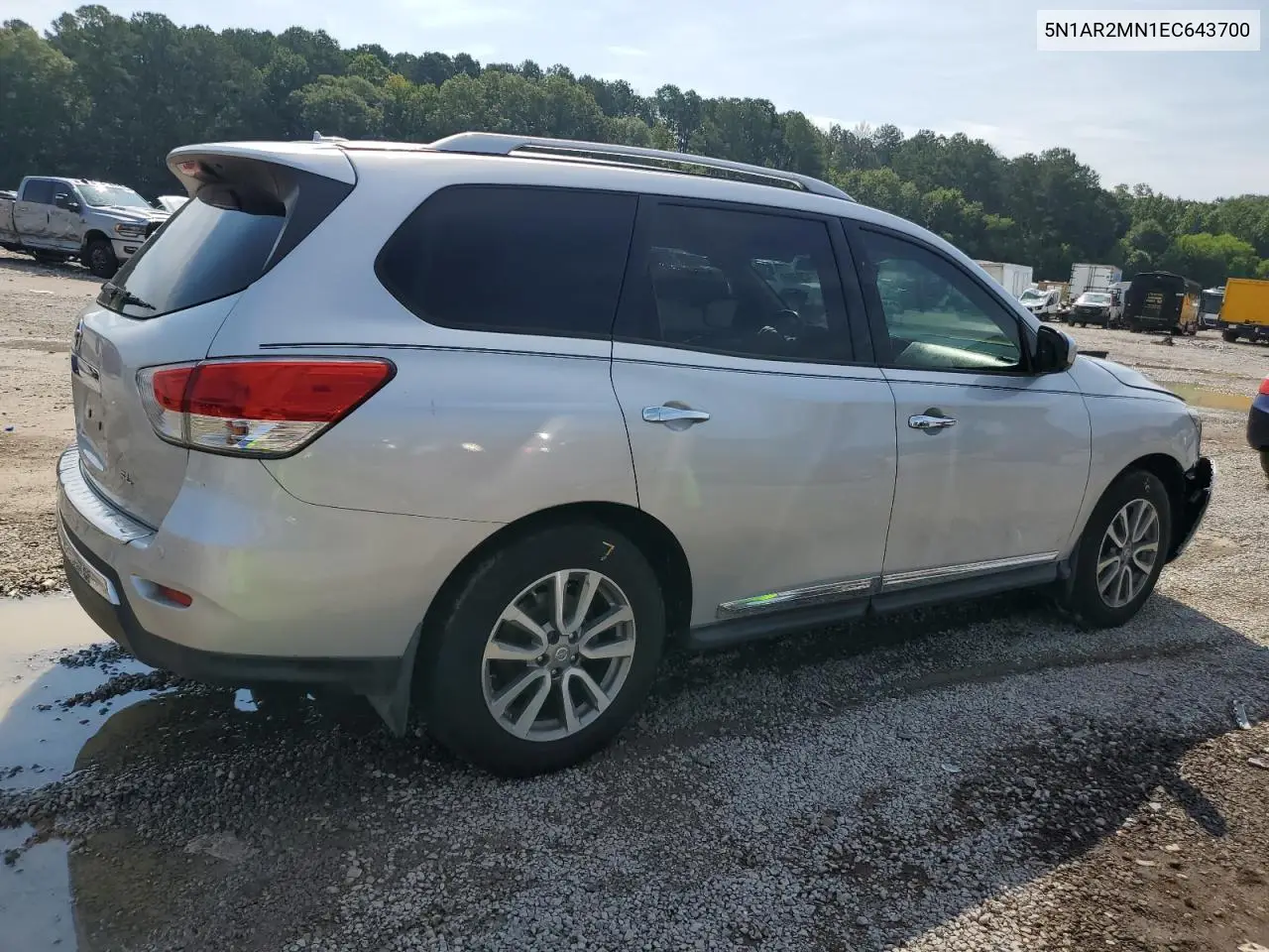 2014 Nissan Pathfinder S VIN: 5N1AR2MN1EC643700 Lot: 62179355