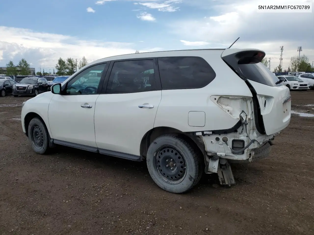 2015 Nissan Pathfinder S VIN: 5N1AR2MM1FC670789 Lot: 56910425