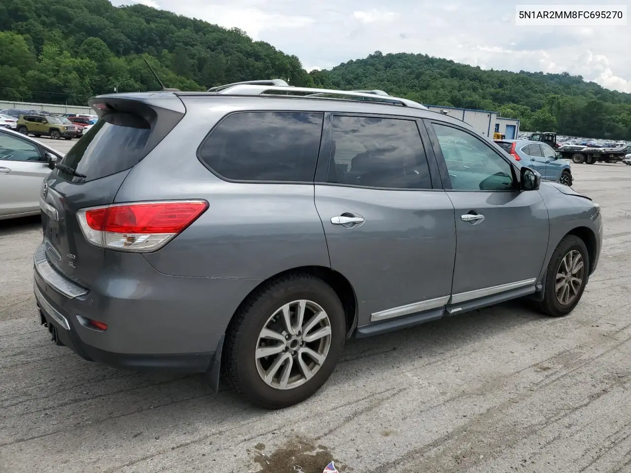 2015 Nissan Pathfinder S VIN: 5N1AR2MM8FC695270 Lot: 62685795