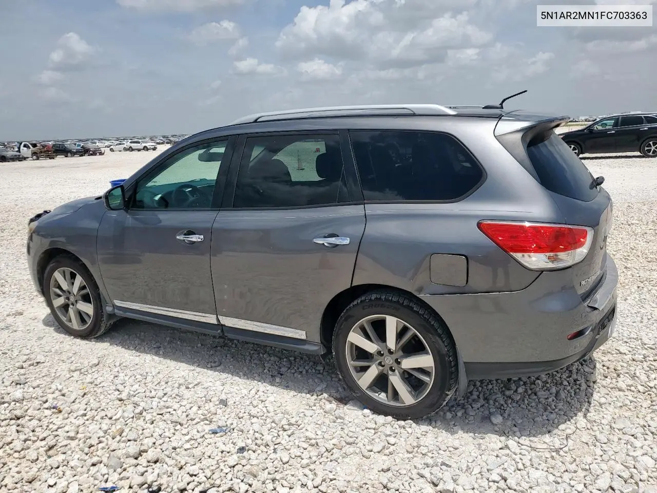 2015 Nissan Pathfinder S VIN: 5N1AR2MN1FC703363 Lot: 63371315