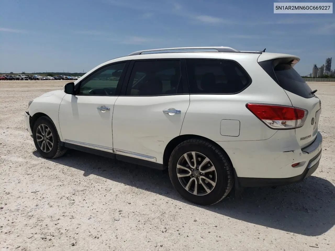 2016 Nissan Pathfinder S VIN: 5N1AR2MN6GC669227 Lot: 56644085