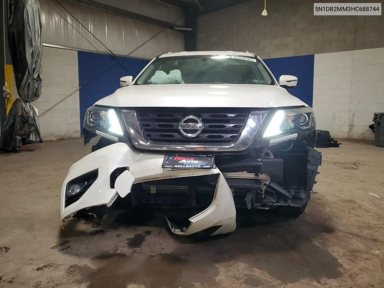 2017 Nissan Pathfinder S VIN: 5N1DR2MM3HC688744 Lot: 62030485