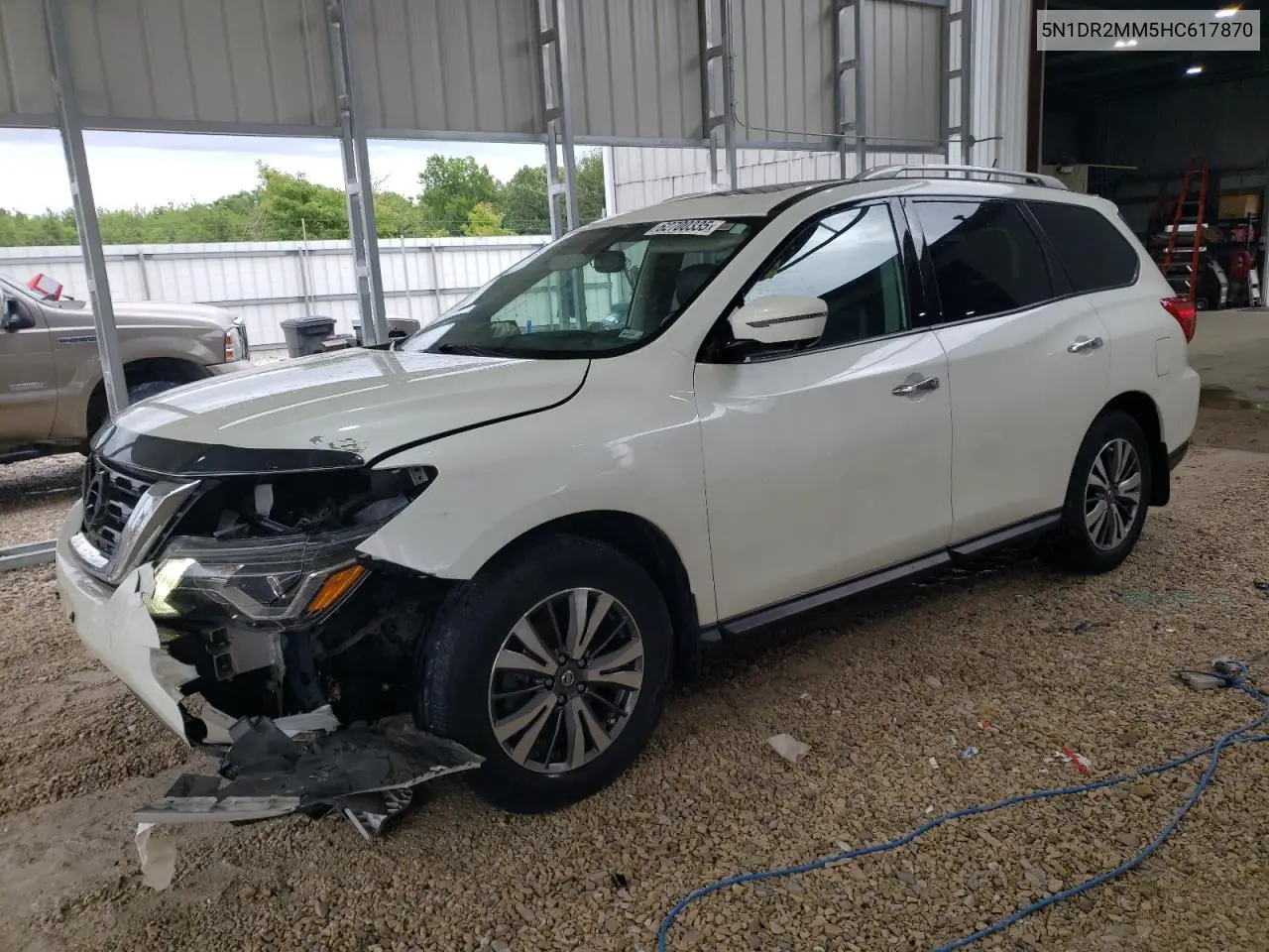 2017 Nissan Pathfinder S VIN: 5N1DR2MM5HC617870 Lot: 62700335