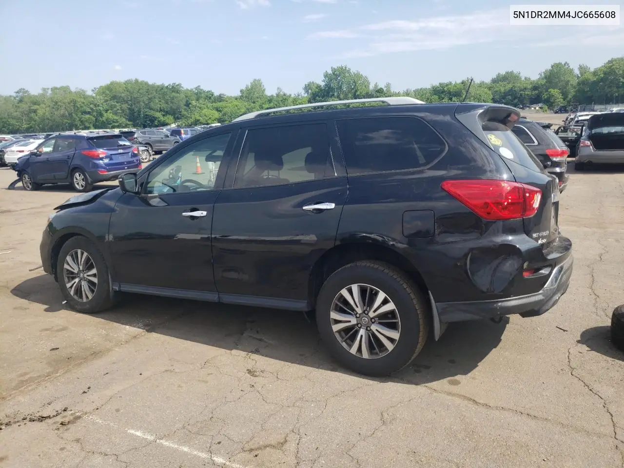 2018 Nissan Pathfinder S VIN: 5N1DR2MM4JC665608 Lot: 61537645