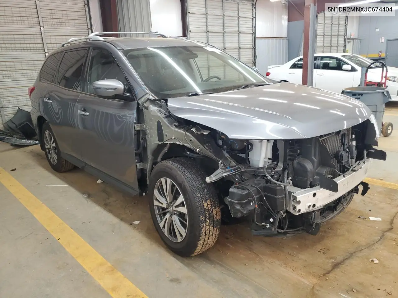 2018 Nissan Pathfinder S VIN: 5N1DR2MNXJC674404 Lot: 62276405